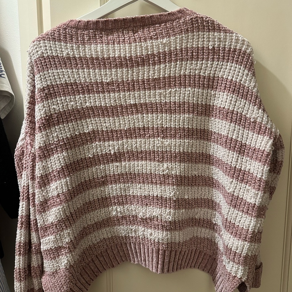 Sweater - Picture 2 of 2